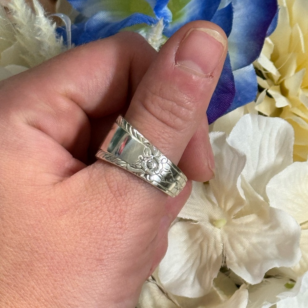 Silver plated vintage ring